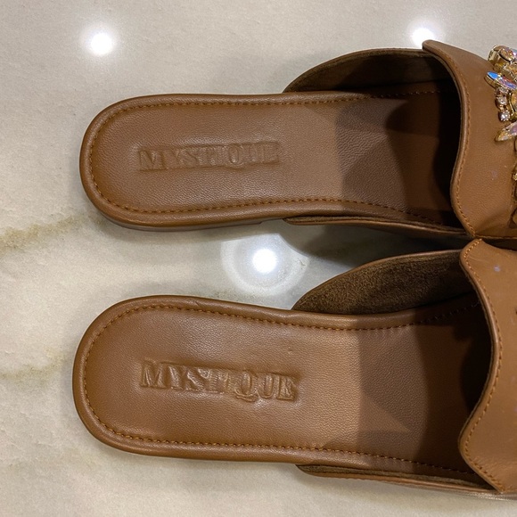 Mystique Mules Size 10 Brown Embellished Crystals NWOT - Picture 4 of 15